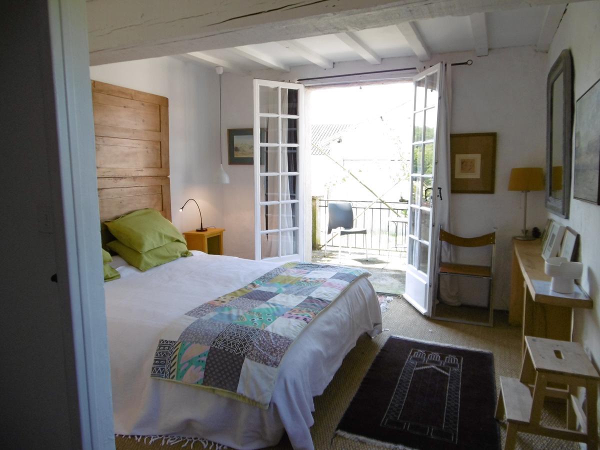 Celles  Pauliac Chambres D'Hotes الغرفة الصورة